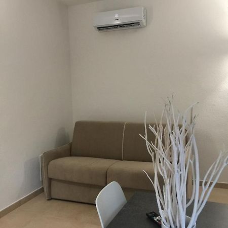 奧爾比亞Casa Charme公寓 外观 照片